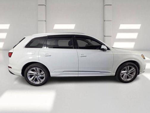 White 2023 Audi Q7 55 Premium Plus