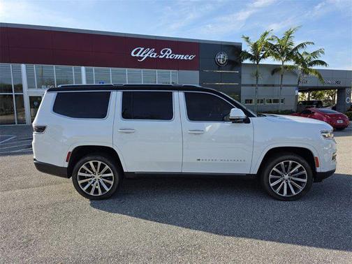 2022 Jeep Grand Wagoneer Series II 4x4
