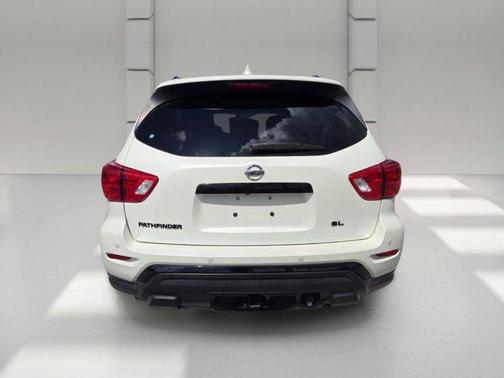 Pearl White Tricoat 2020 Nissan Pathfinder SL 2WD