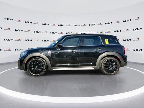 Midnight Black Metallic 2022 MINI Countryman Cooper S