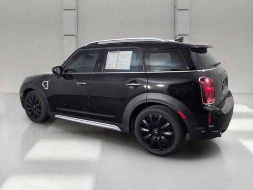 Midnight Black Metallic 2022 MINI Countryman Cooper S