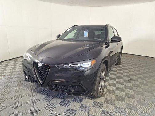 2025 Alfa Romeo Stelvio Sprint AWD