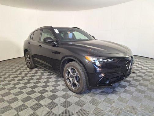 2025 Alfa Romeo Stelvio Sprint AWD