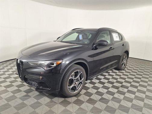 2025 Alfa Romeo Stelvio Sprint AWD