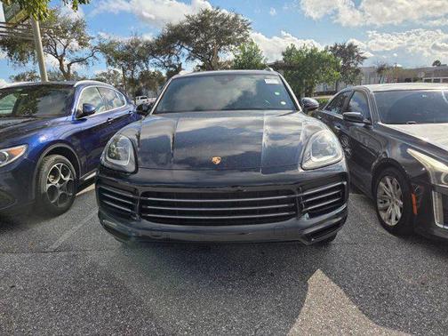 2022 Porsche Cayenne Cayenne