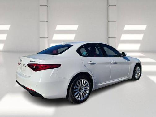 2022 Alfa Romeo Giulia Sprint