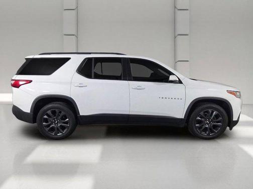 Summit White 2020 Chevrolet Traverse RS