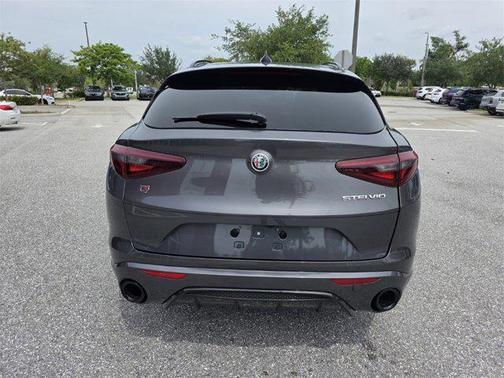 2022 Alfa Romeo Stelvio Ti