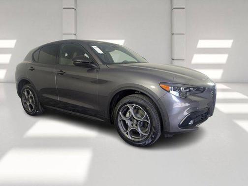 2025 Alfa Romeo Stelvio Sprint AWD