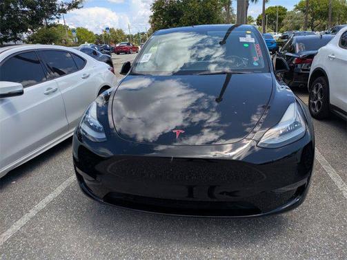 2021 Tesla Model Y Long Range Dual Motor All-Wheel Drive