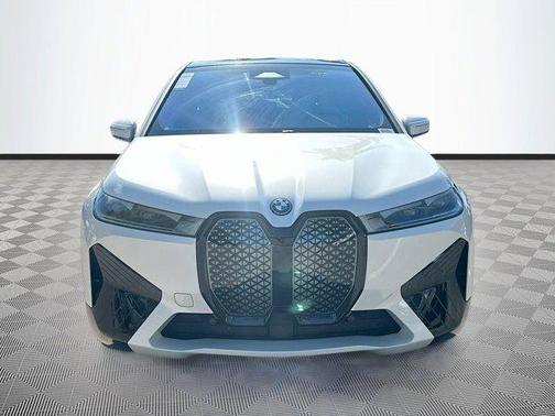 2025 BMW iX xDrive50