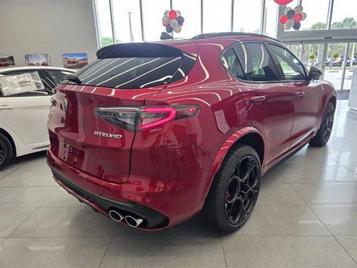 2024 Alfa Romeo Stelvio Quadrifoglio