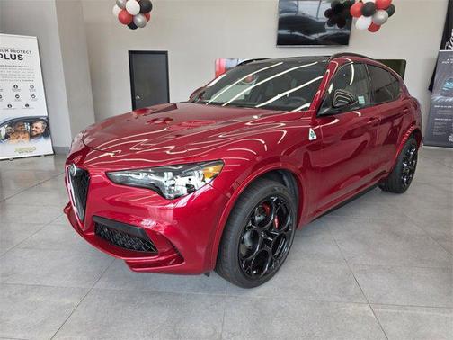 2024 Alfa Romeo Stelvio Quadrifoglio