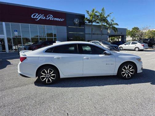 2023 Chevrolet Malibu RS