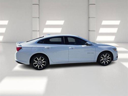 2023 Chevrolet Malibu RS