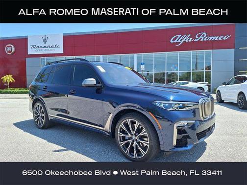 2022 BMW X7 M50i
