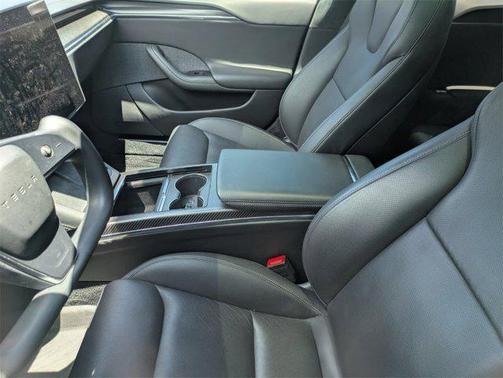 2021 Tesla Model S Plaid