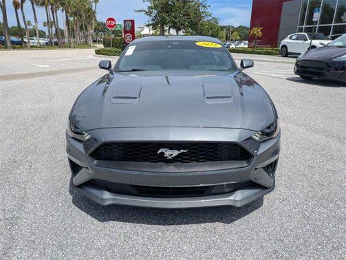 2022 Ford Mustang EcoBoost