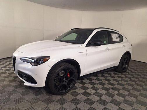 2025 Alfa Romeo Stelvio Sprint AWD