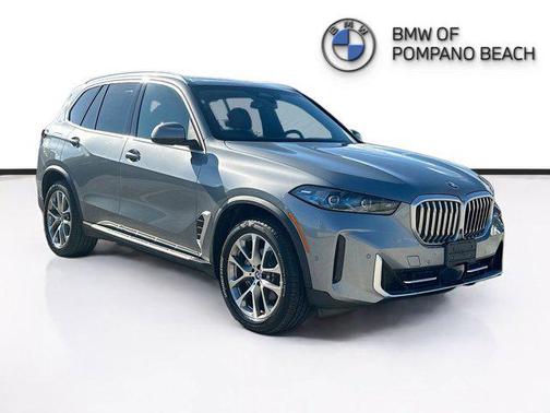 Skyscraper Gray Metallic 2025 BMW X5 sDrive40i