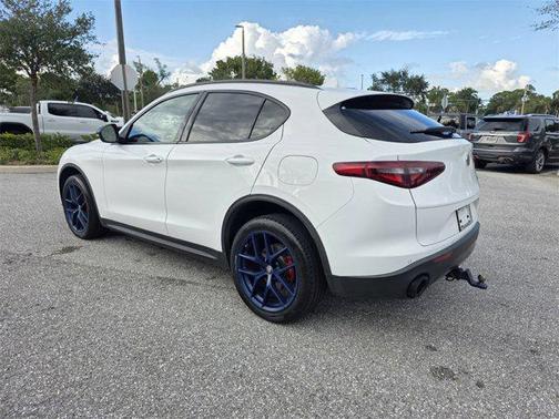 2019 Alfa Romeo Stelvio Base