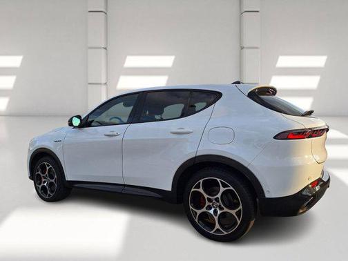 2024 Alfa Romeo Tonale Veloce EAWD