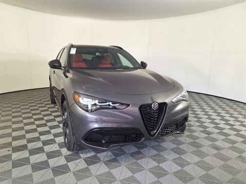 2025 Alfa Romeo Stelvio Sprint AWD