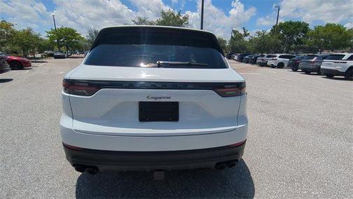 2022 Porsche Cayenne Platinum Edition