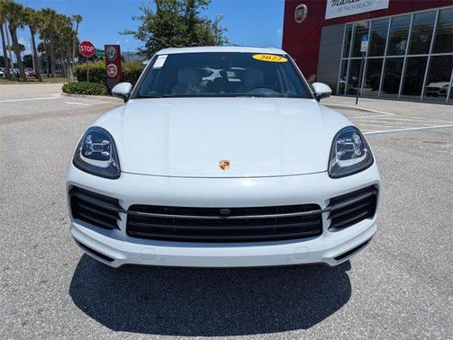 2022 Porsche Cayenne Platinum Edition