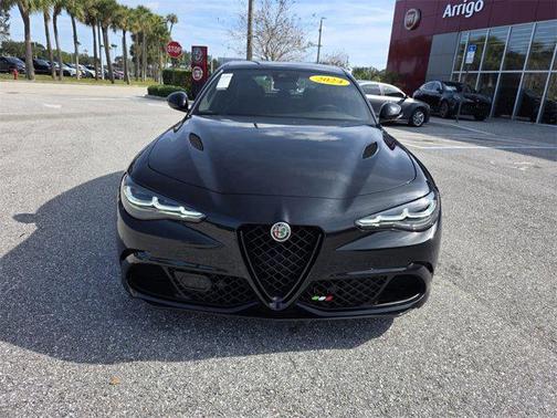 2024 Alfa Romeo Giulia Quadrifoglio