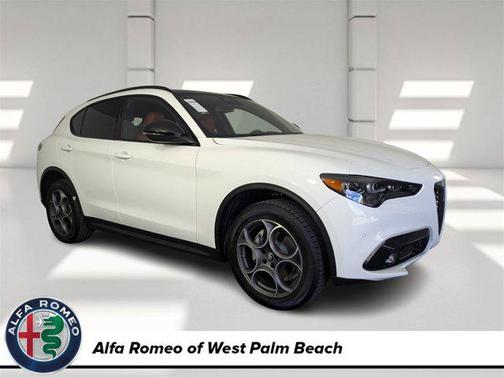 2025 Alfa Romeo Stelvio Sprint AWD