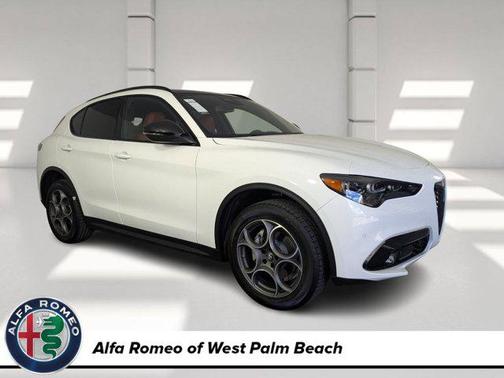 2025 Alfa Romeo Stelvio Sprint AWD