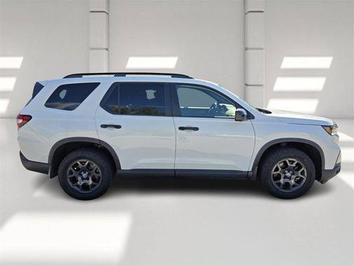 2023 Honda Pilot AWD TrailSport