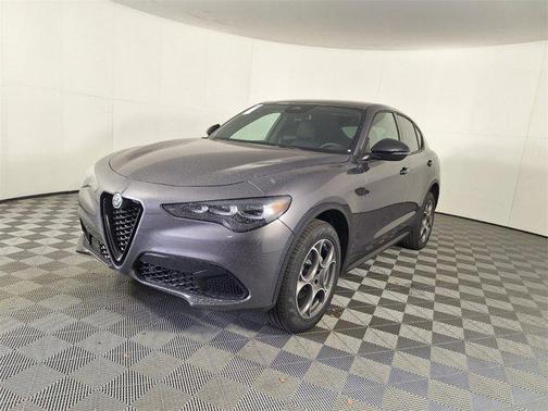 2025 Alfa Romeo Stelvio Sprint