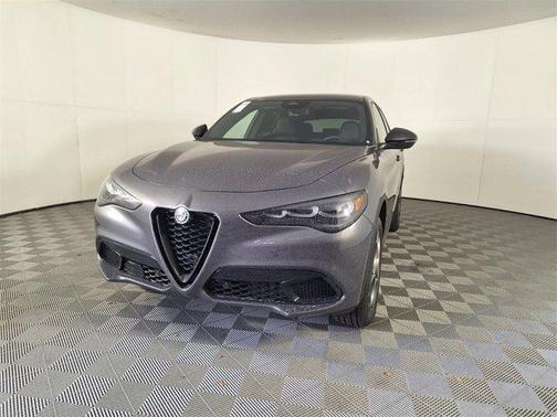 2025 Alfa Romeo Stelvio Sprint