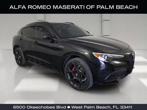 Vulcano Black Metallic 2022 Alfa Romeo Stelvio Ti