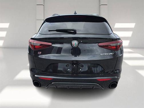 2022 Alfa Romeo Stelvio Ti