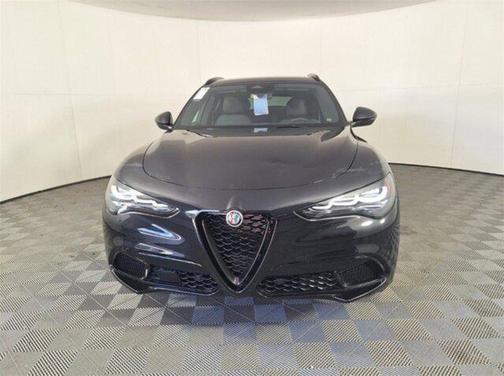2025 Alfa Romeo Stelvio Sprint