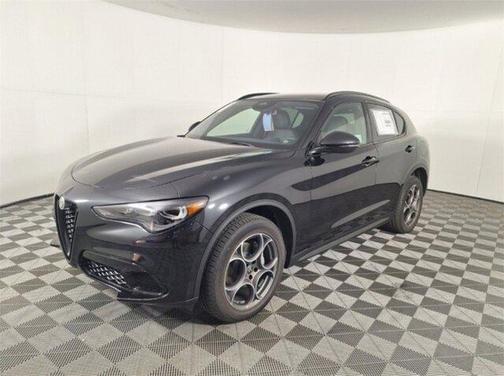 2025 Alfa Romeo Stelvio Sprint