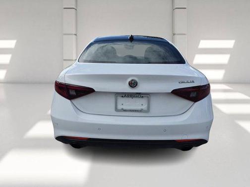 2023 Alfa Romeo Giulia Ti