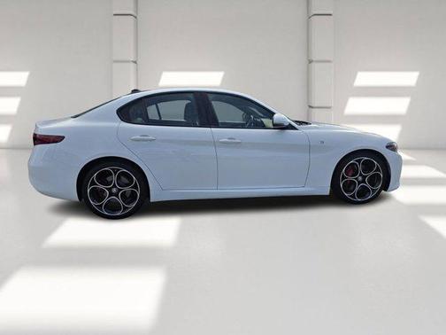 2023 Alfa Romeo Giulia Ti