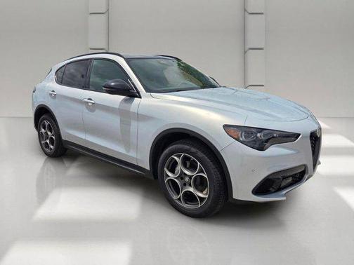 Moonlight Gray Metallic 2025 Alfa Romeo Stelvio Sprint AWD