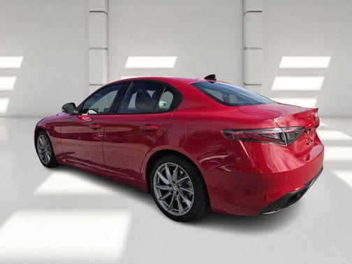 2026 Alfa Romeo Giulia Base