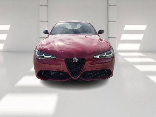2026 Alfa Romeo Giulia Base