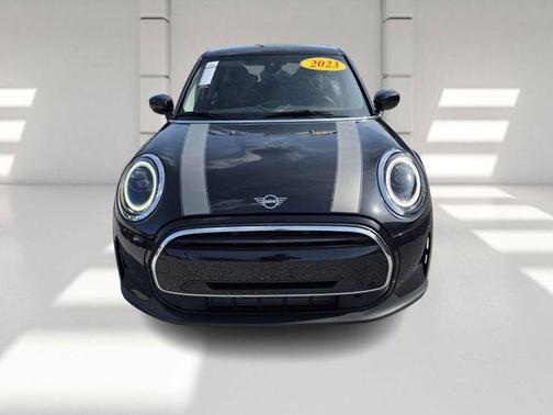 2023 MINI Hardtop Cooper