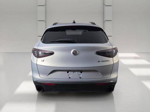 Moonlight Gray Metallic 2026 Alfa Romeo Stelvio AWD