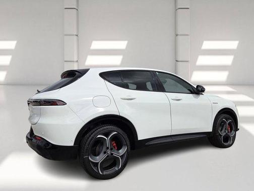 2026 Alfa Romeo Tonale Veloce