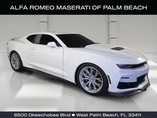 Summit White 2020 Chevrolet Camaro 2SS