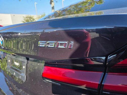 2023 BMW 530 i