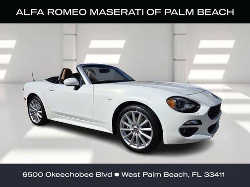2017 FIAT 124 Spider Base